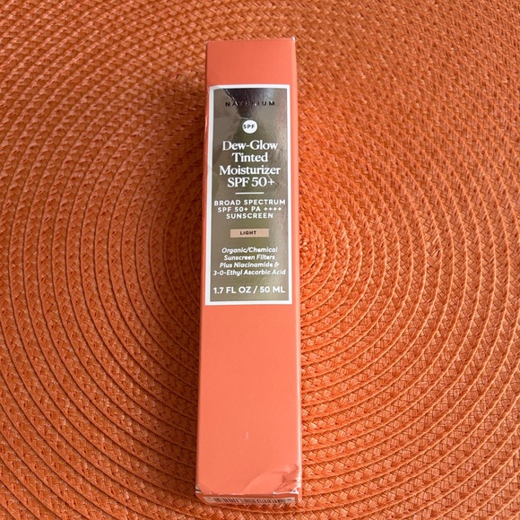 Naturium Other - Naturium Dew-Glow Tinted Moisturizer SPF 50+ - Orange